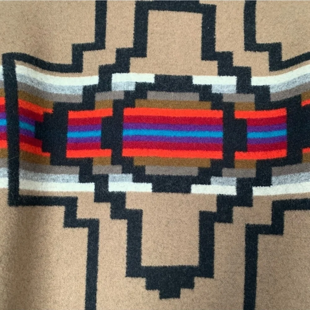 Pendleton Sophisticates Wool Navajo Bomber Beige Black Red Blue‎ Size Large